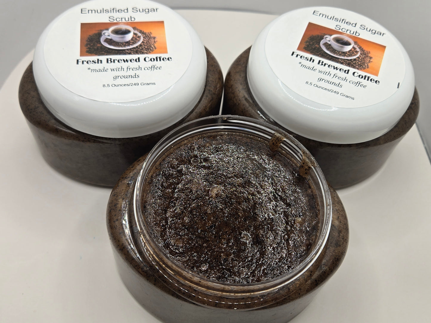 Emulsified Sugar Scrub Coffee with Coffee grounds