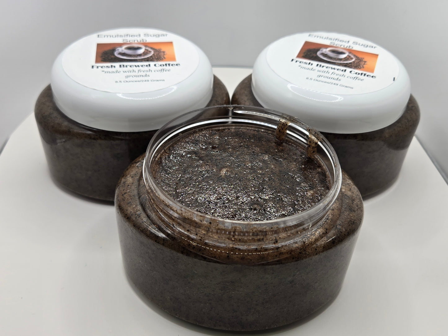 Emulsified Sugar Scrub Coffee with Coffee grounds